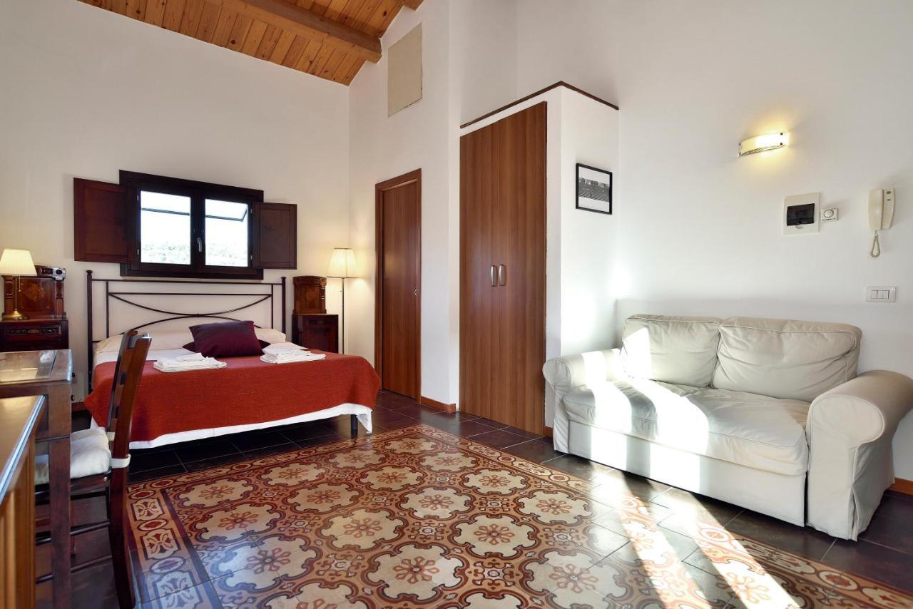Le Luci Su Ibla - Ospitalita Con Vista Bed & Breakfast Ragusa Bagian luar foto